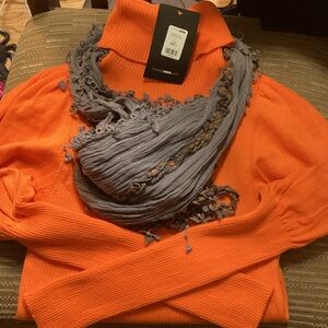 ✨Vibrant Fashion Nova✨Orange Sweater with Textured Gray Scarf✨Large🔥🔥
